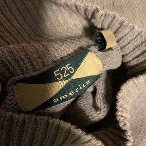 Xl black gray and red sleeves long sweater